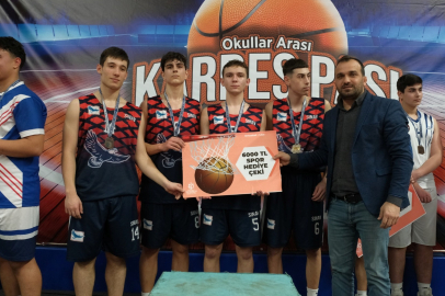 "Kardeş Pası" basketbol şampiyonasında ödüller sahiplerini buldu