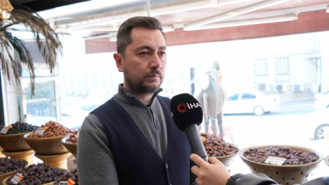 Hurmacı Ahmet Özkan uyardı: "Kudüs hurması adı altında İsrail menşeli ürünler satılmakta"