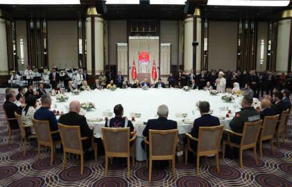 Cumhurbaşkanı Erdoğan: "Biz toplumun her kesiminin hak ve özgürlüklerini genişletmeye odaklanıyoruz"