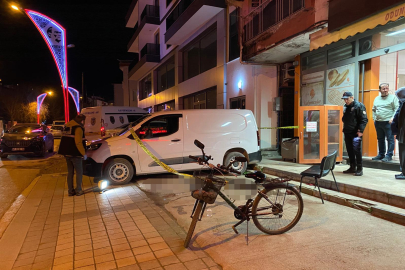 İzmit'te pide almak için gittiği fırında silahla vuruldu!