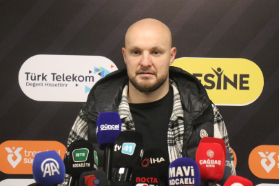 Gökhan Değirmenci: "Penaltı gibi gözüküyor, maalesef verilmedi"