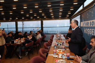 Dilovası'nda yetim ve öksüz aileleri için iftar programı düzenlendi