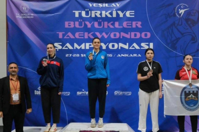 Kağıtsporlu sporculardan madalya yağmuru
