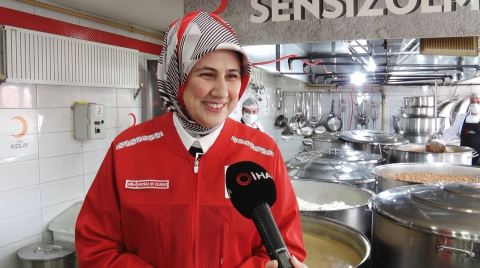 Türk Kızılay Başkanı Yılmaz: "Göç olasılığına karşı, geçici beslenme ihtiyacına karşı bütün hazırlıklarımız tamam"