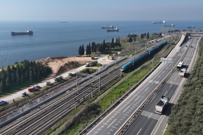 Kocaeli'de yüksek hızlı trenin çarptığı kişi hayatını yitirdi