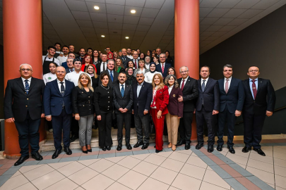 Kocaeli Protokolü Tam Kadro Oradaydı! KOÜ’de Dev İftar Sofrası