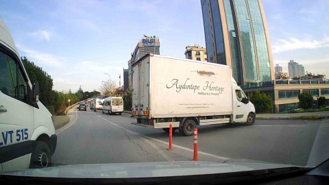 Ataşehir’deki önce yol istedi, sonra ters şeride girdi
