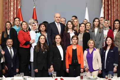 TBMM Başkanı Kurtulmuş: "Birilerinin bölüp parçaladığı bu coğrafyayı derleyip toparlamak bizim milletimize düşer, Türkiye’ye düşer"