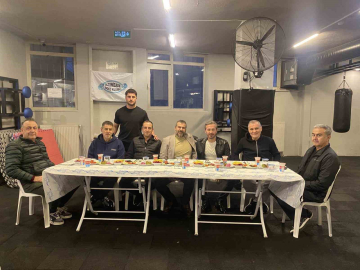 Altunizade Boks Kulübü, geleneksel iftar programında bir araya geldi