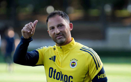 Fenerbahçe, Tedesco ile devam kararı aldı