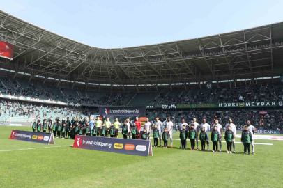 Trendyol Süper Lig: Kocaelispor: 0 - Konyaspor: 0 (Maç devam ediyor)