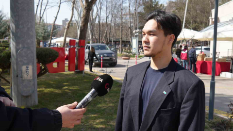 Ankara’da Kazakistan vatandaşları sandık başına gitti