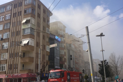 İzmit Karabaş Mahallesi’nde Korkutan Yangın! Dönercinin Bacası Alev Alev Yandı