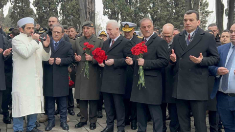 Vali Gül: "İmkansızlıklar içinde yazdığınız destan tarihin akışını değiştirdiği kahramanlık abidesidir"