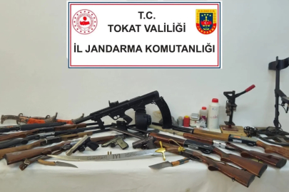 Tokat’ta silah ve tarihi eser operasyonu
