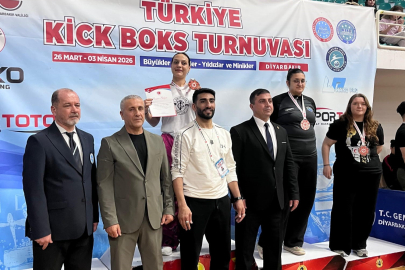Çayırovalı kick boksçular Diyarbakır'dan 2 madalyayla döndü