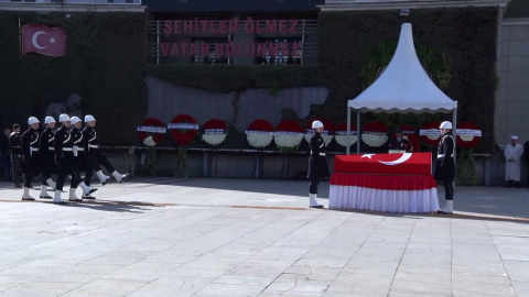 Kazada şehit olan polis memuru için cenaze töreni düzenleniyor