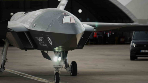 Bayraktar KIZILELMA, ASELSAN KARAT kızılötesi arama ve takip sistemi ile test uçuşu gerçekleştirdi