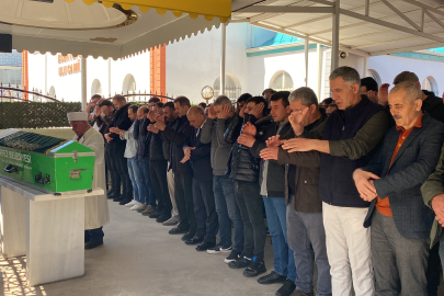 Kocaeli'deki Fabrika Faciasında Hayatını Kaybeden 3 İşçi Gözyaşlarıyla Uğurlandı