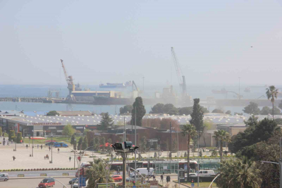 Samsun Limanı toz duman