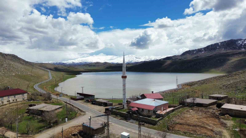 Siirt’teki Zirin Gölü yeniden hayat buldu