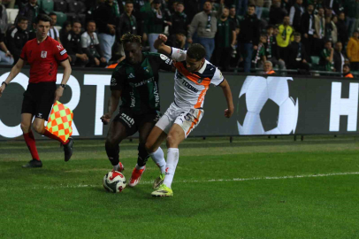 Trendyol Süper Lig: Kocaelispor: 0 - Başakşehir: 0 (Maç Sonucu)