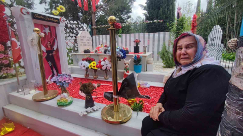 Güvenlik kameralı polis mezarından hırsızlık, anneyi gözyaşlarına boğdu