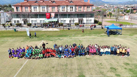 Nazilli’de 23 Nisan coşkusu futbol turnuvasıyla başladı