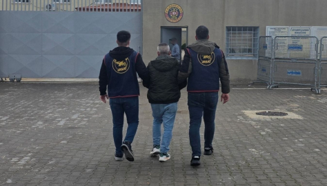 Hırsızlık suçundan kesinleşmiş cezayla aranan şahıs yakalandı