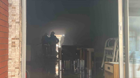 Alanya’da tadilattaki otelde çıkan yangın korkuttu