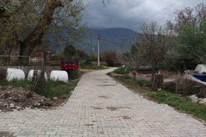 Bozdoğan Akçay Mahallesi’nde yollar yenilendi