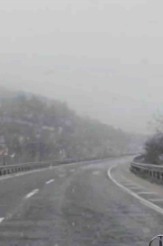 Karabük-Çerkeş kara yolunda kar yağışı başladı