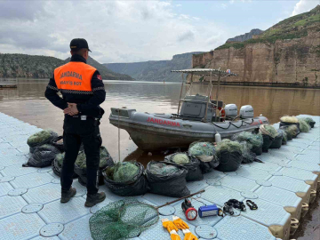 Ağ ile avlanma yasağına uymayan 5 şahıs yakalandı