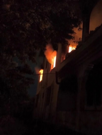 Reyhanlı’da ev yangını