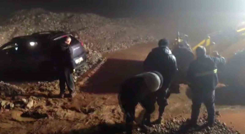 Şırnak’ta fırtına ağılı yıktı: 6 koyun telef oldu