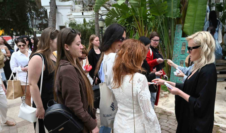 Ukrayna’dan gelen 100 seyahat acentesi yetkilisi Kemer turizmi hakkında bilgi aldı