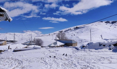 Aşkale’de nisan ayında kar sürprizi: Baharda kar yağışı etkili oldu