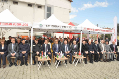 Keşan’da çiftçiye yüzde 75 bakanlık destekli hibrit ayçiçeği tohumu dağıtıldı