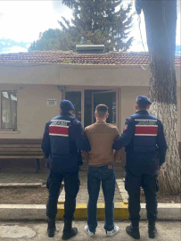 Çanakkale’de farklı suçlardan aranan 15 kişi tutuklandı