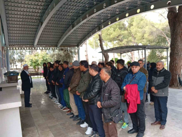 Bot faciasında hayatını kaybeden Afgan çocuk Denizli’de toprağa verildi