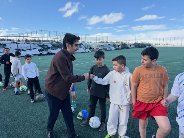 Sarıkamış Kaymakamı Enis Aslantatar’dan Gençlik Merkezi’ne ziyaret