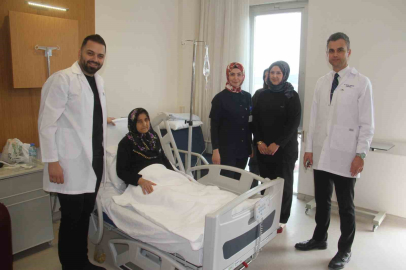 Kanser erken teşhis edildi, kapalı ameliyatla sağlığına kavuşuyor
