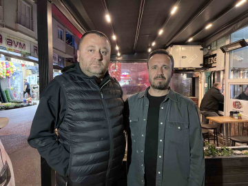 Bursa’da soluk borusuna yemek kaçan vatandaş Heimlich manevrasıyla kurtarıldı