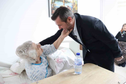 Başkan Çetinkaya’dan yaşlılara "vefa" ziyareti