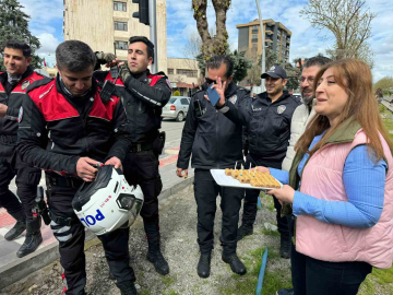 Batman polisine tatlı sürpriz