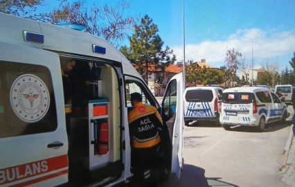 Beyşehir’de otomobilin çarptığı çocuk hastanelik oldu