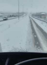 Yozgat’ta karayolları ekipleri kar mesaisinde