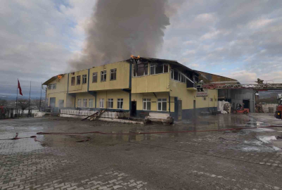 Kastamonu’daki fabrika yangını kontrol altına alındı