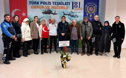 Huzurevi sakinlerinden emniyete anlamlı ziyaret