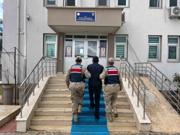 Şanlıurfa’da çeşitli suçlardan aranan 4 hükümlü yakalandı